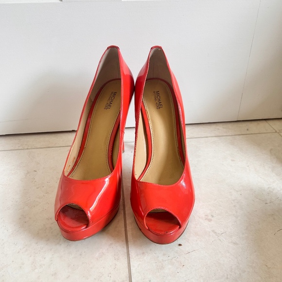 Pink Pumps by Michael Kors - Picture 1 of 4